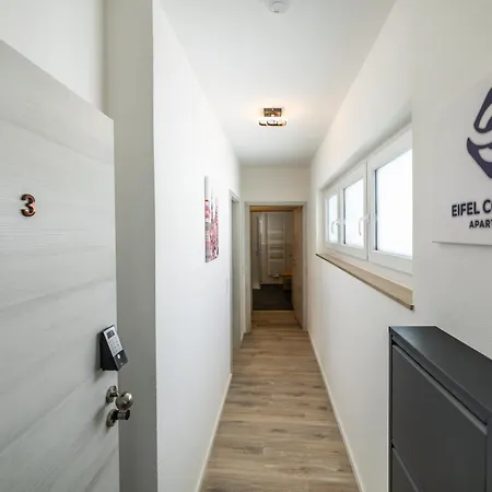 Eifelcomfort Modernes Apartment In Zentraler Lage Pruem Exterior photo