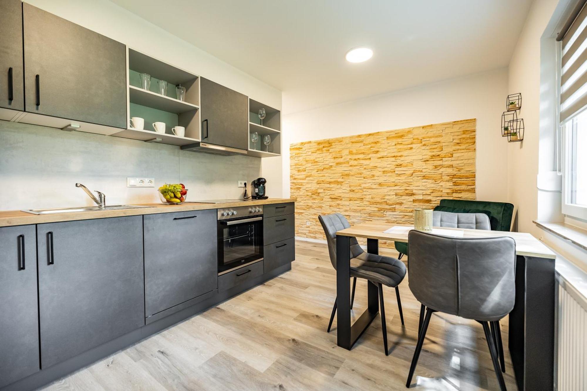 Apartment Eifelcomfort Modernes In Zentraler Lage